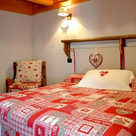 La Maison De Toyen Appartamento Nus